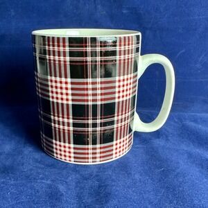 DesignPac Plaid Coffee Mug 14oz Red Black White Ceramic Dishwasher Microwave Saf